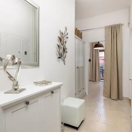 Apartment Carmen *