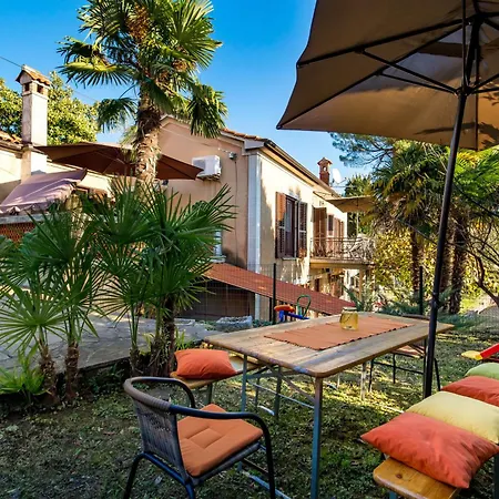 Apartment Carmen