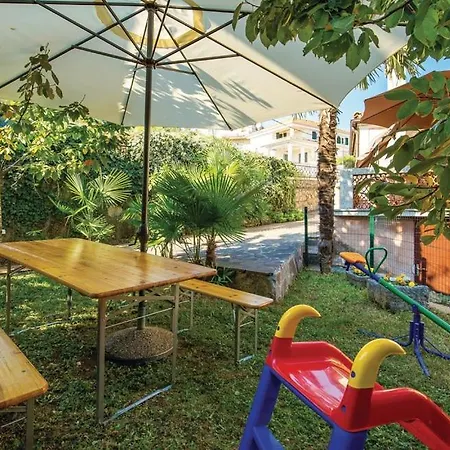 Apartment Carmen